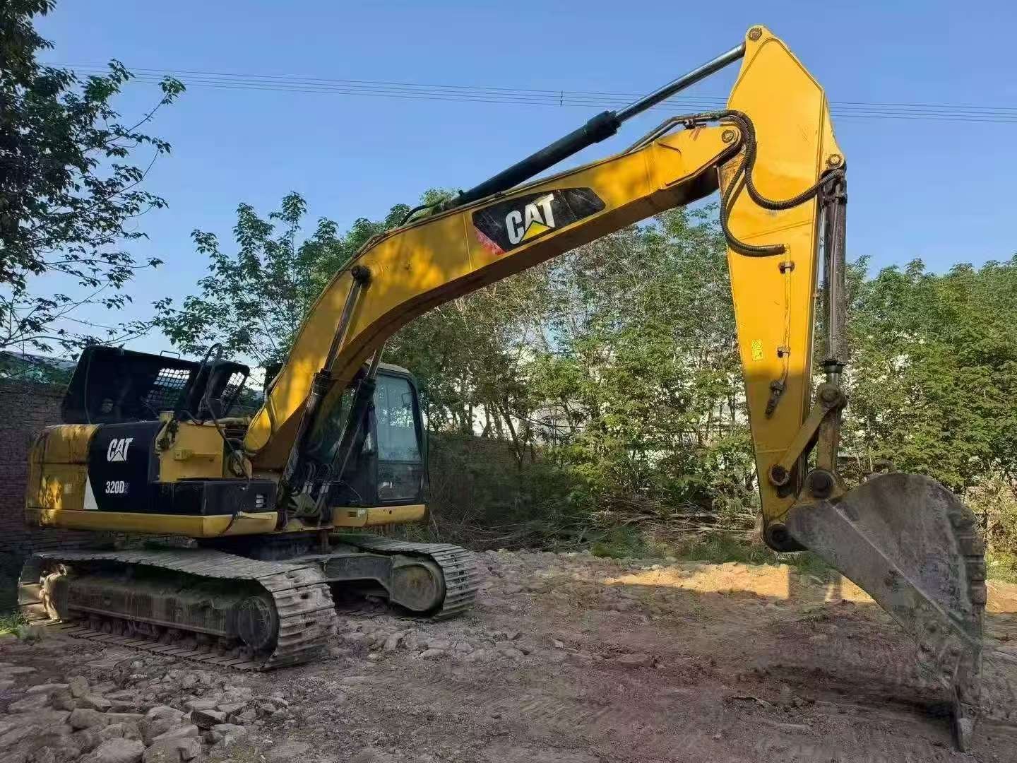 2018年 卡特 320D2 二手挖掘机