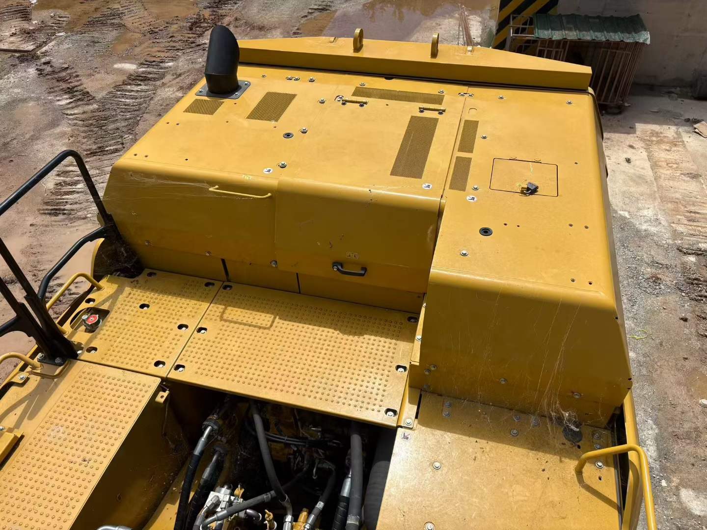 2023年 卡特 352 二手挖掘机