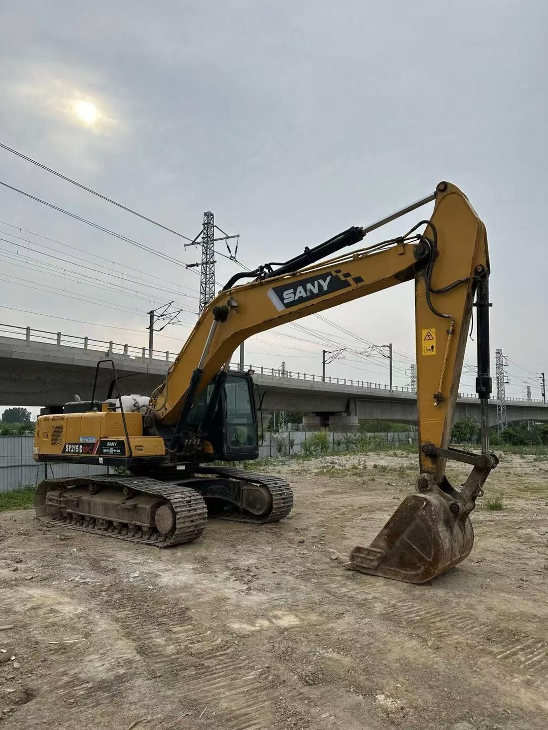 2021年 三一 205C 二手挖掘机