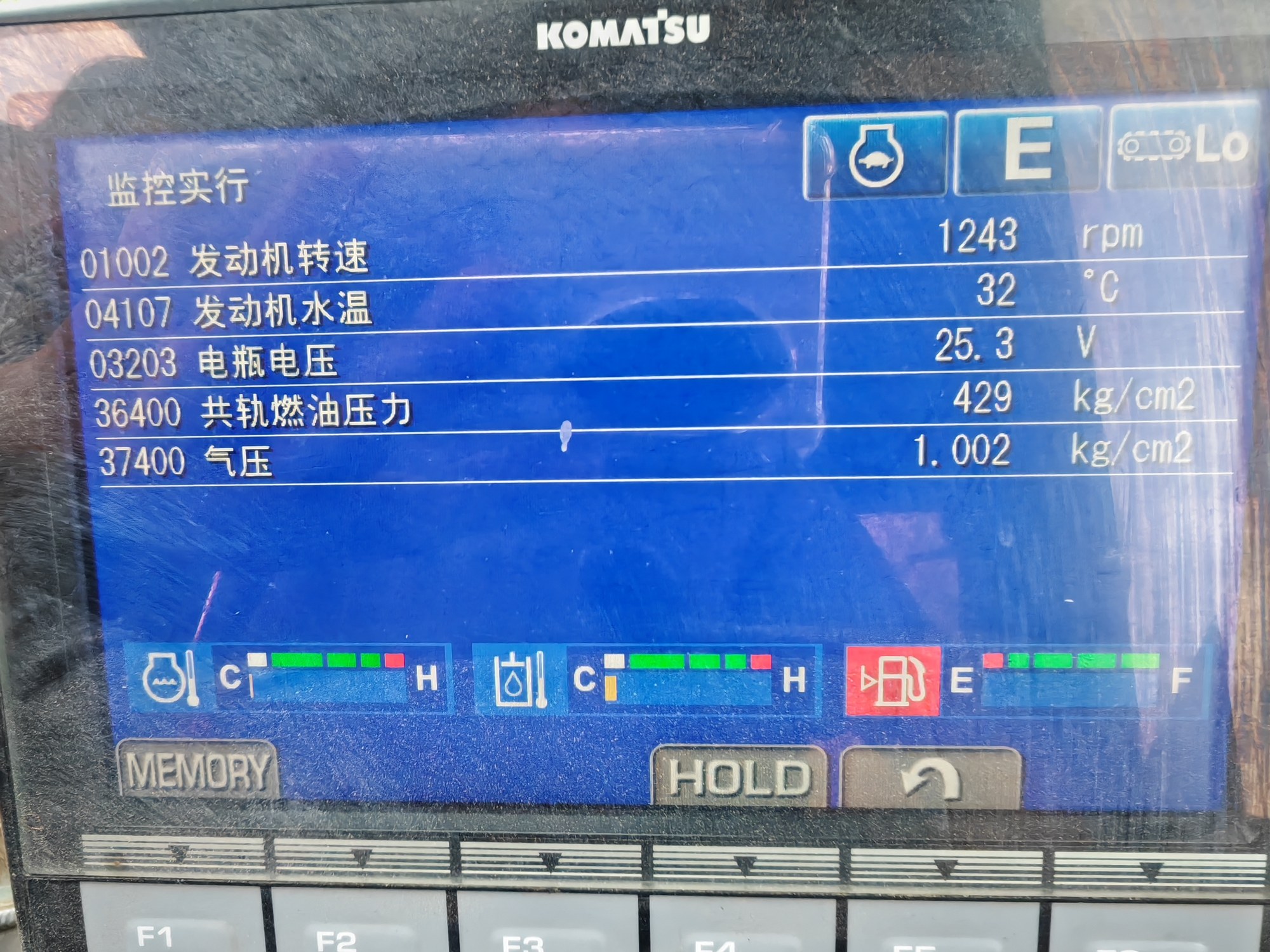 年份待定 卡特  二手挖掘机