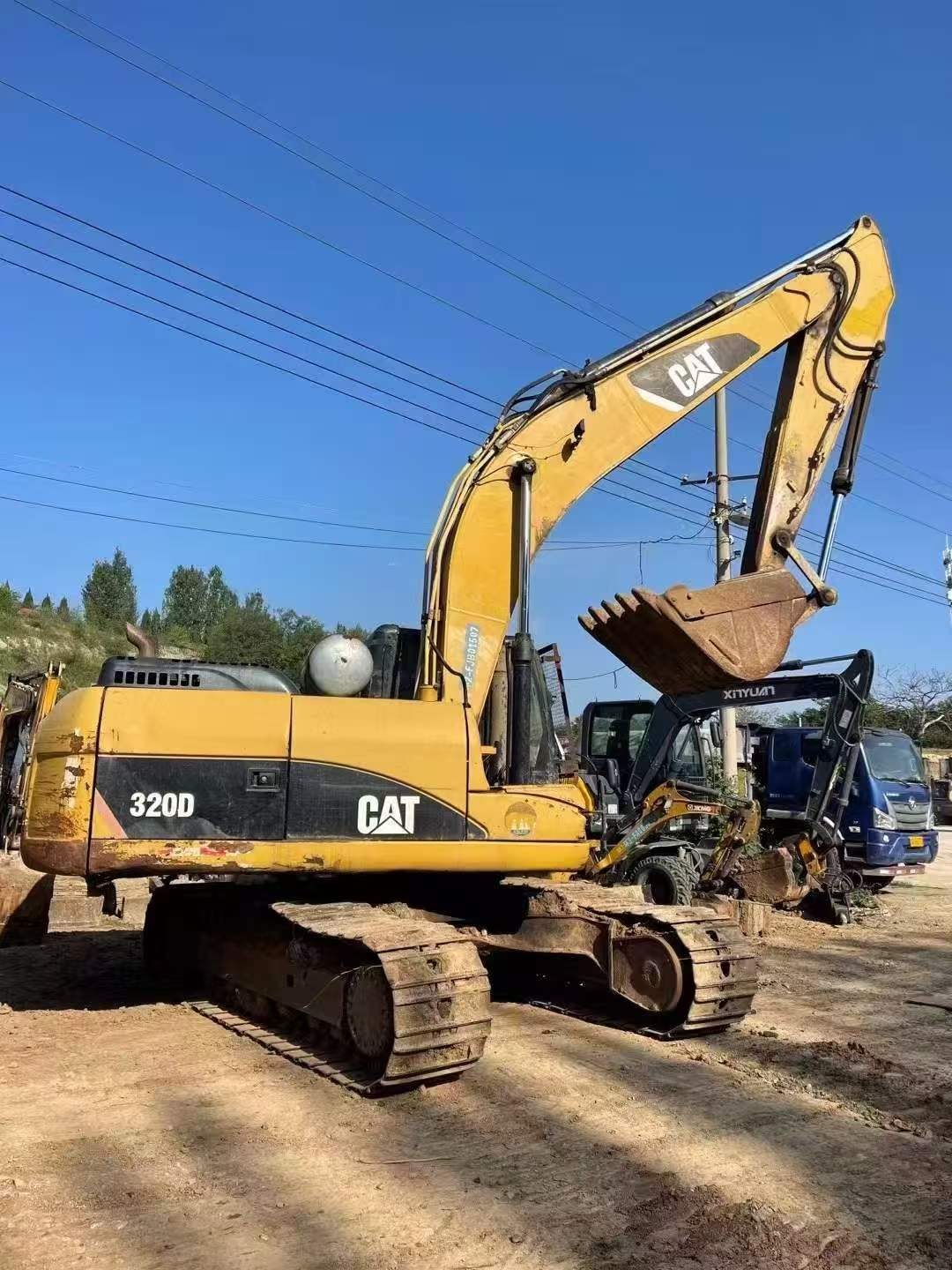 2012年 卡特 320D 二手挖掘机